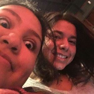 Meet your Posher, Airiani